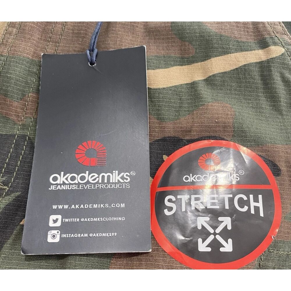 Akademiks Shorts Men's 30 Camouflage Cargo Belted Grunge Skater Y2K Street 90s - Picture 14 of 16